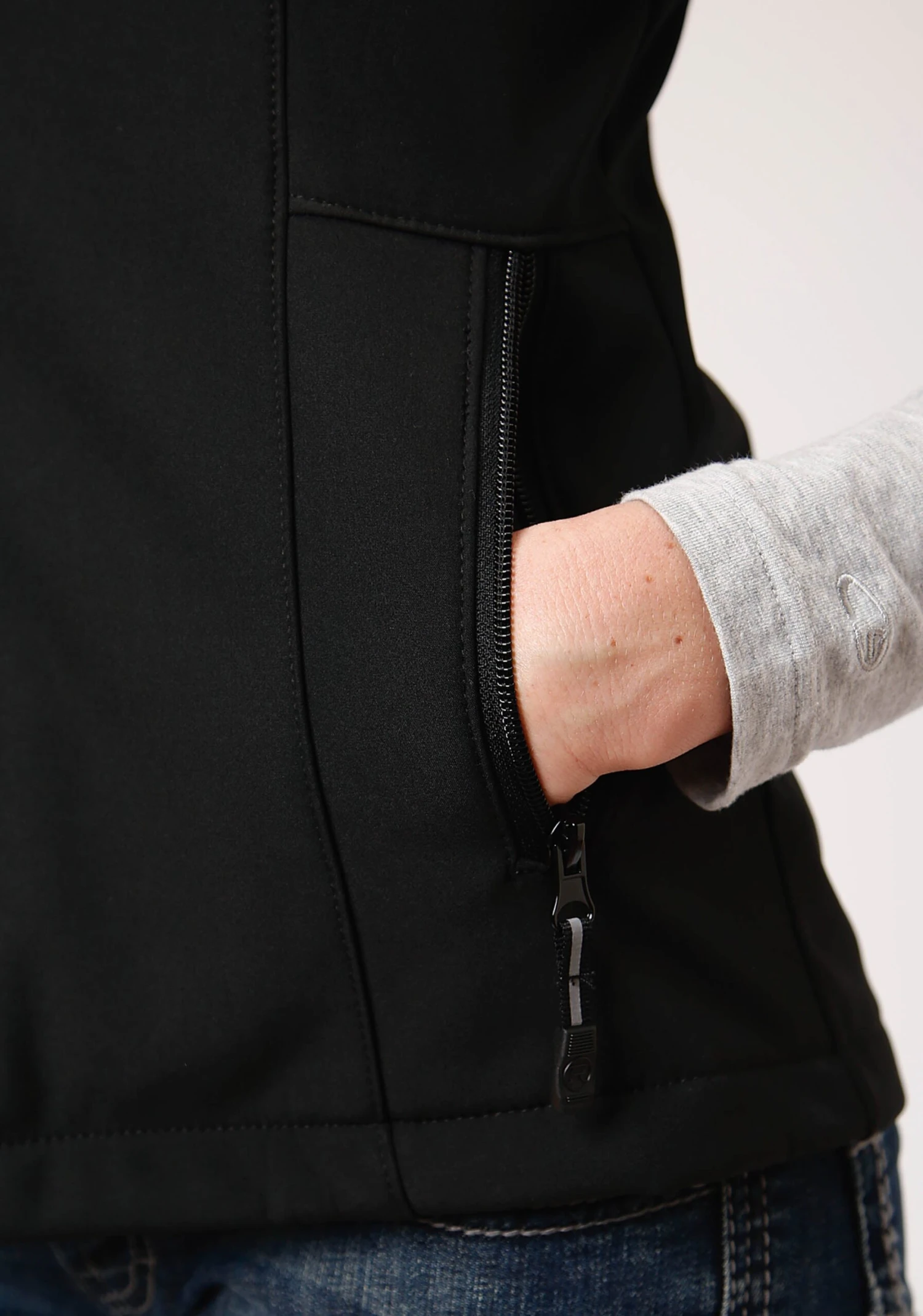 ROPER SOFT SHELL W/FLEECE VEST - Image 2